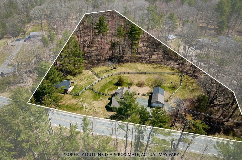 123 Russellville Rd, Southampton MA  01073-9508 exterior