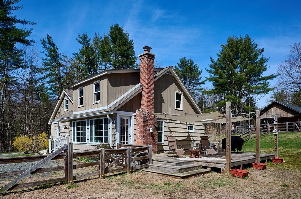 123 Russellville Rd, Southampton MA  01073-9508 exterior