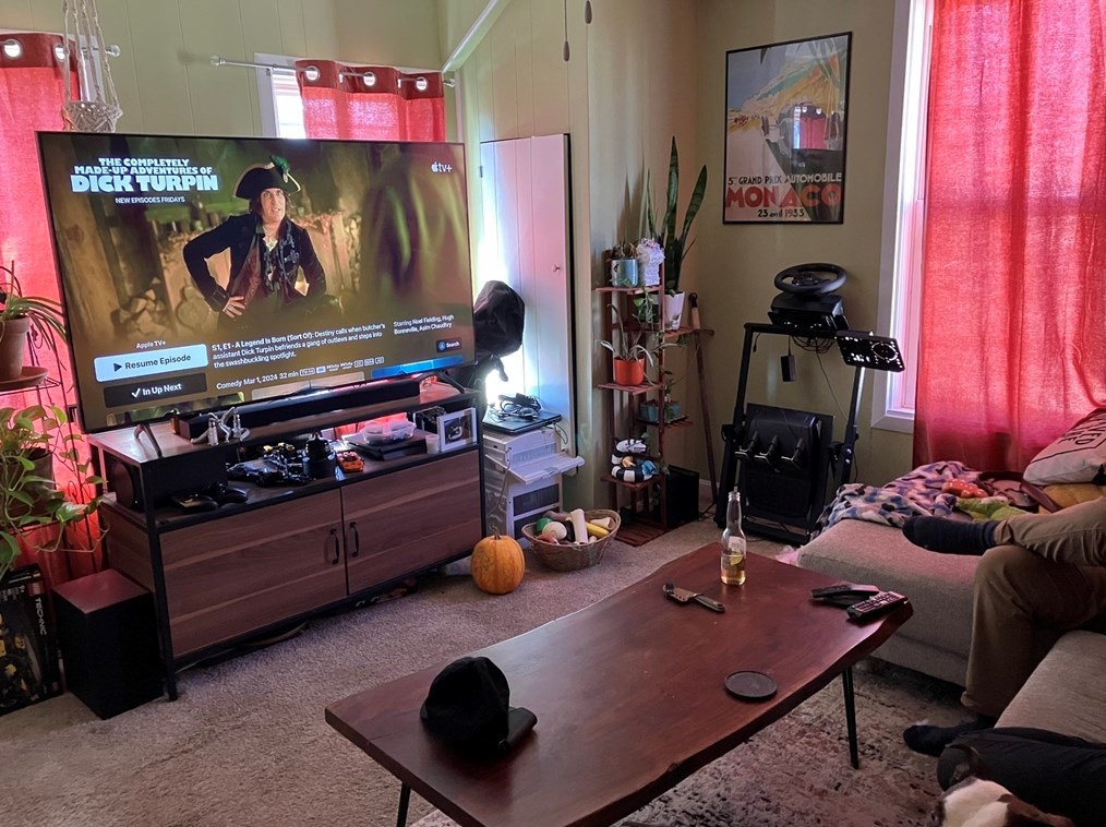 21 Whitcomb St, Webster MA  01570-2429 exterior