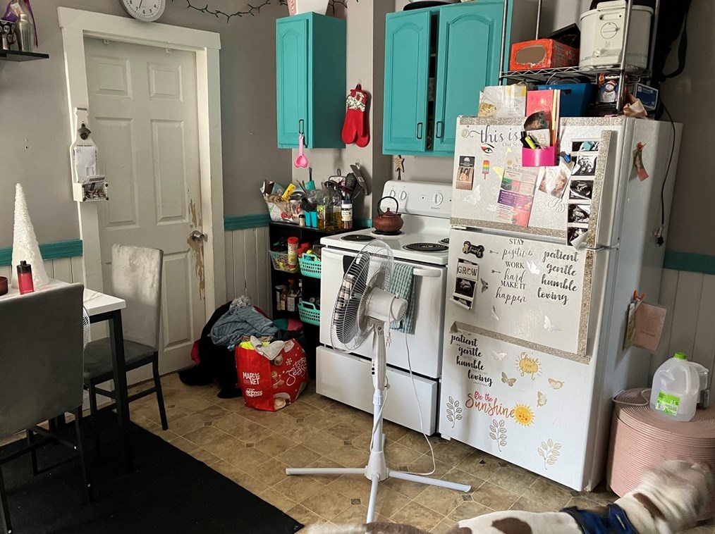 21 Whitcomb St, Webster MA  01570-2429 exterior