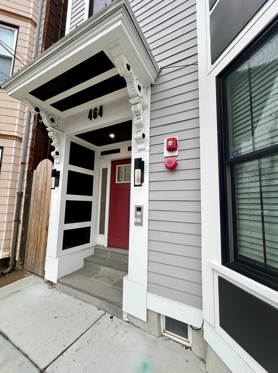464 Sumner St, Boston MA 02128-2256 exterior