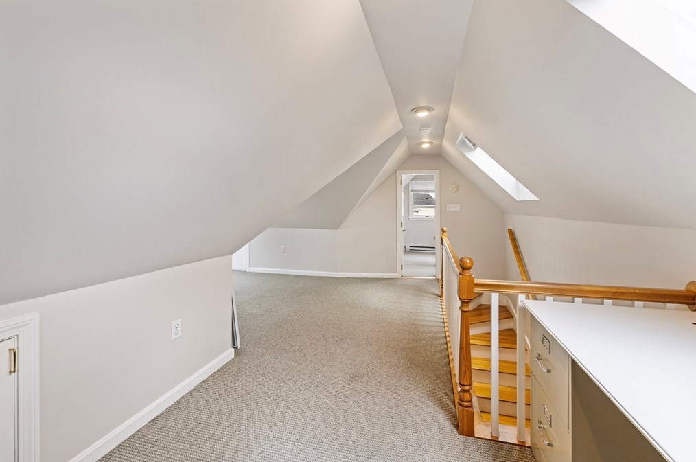 10 Hillside Ave, Marblehead MA 01945-2511 exterior