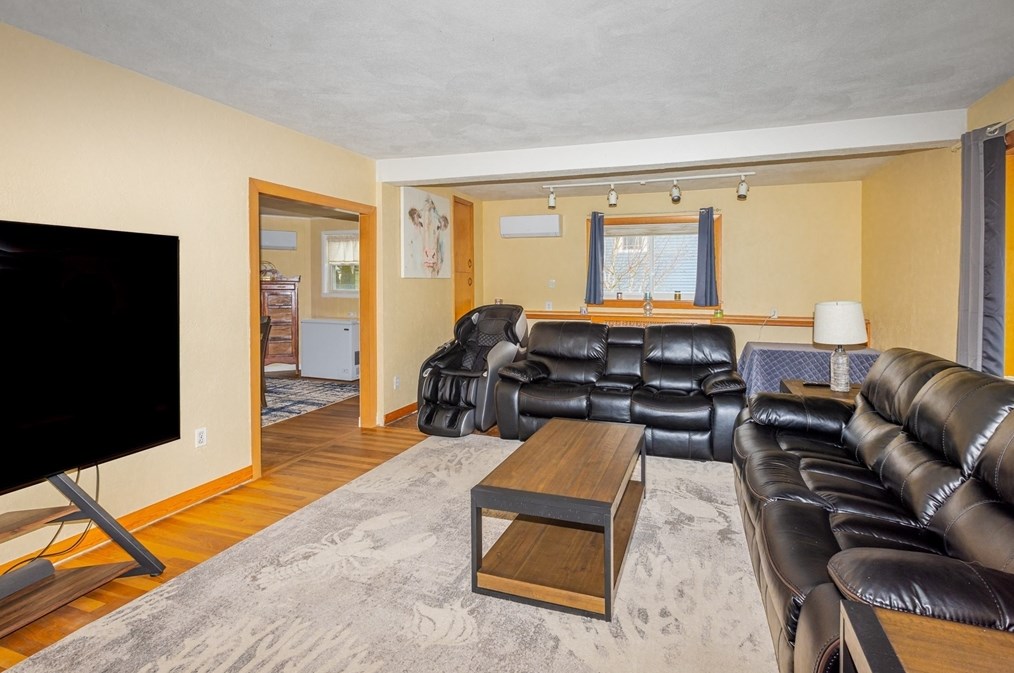 13 Harvard St, Gloucester MA  01930-2508 exterior