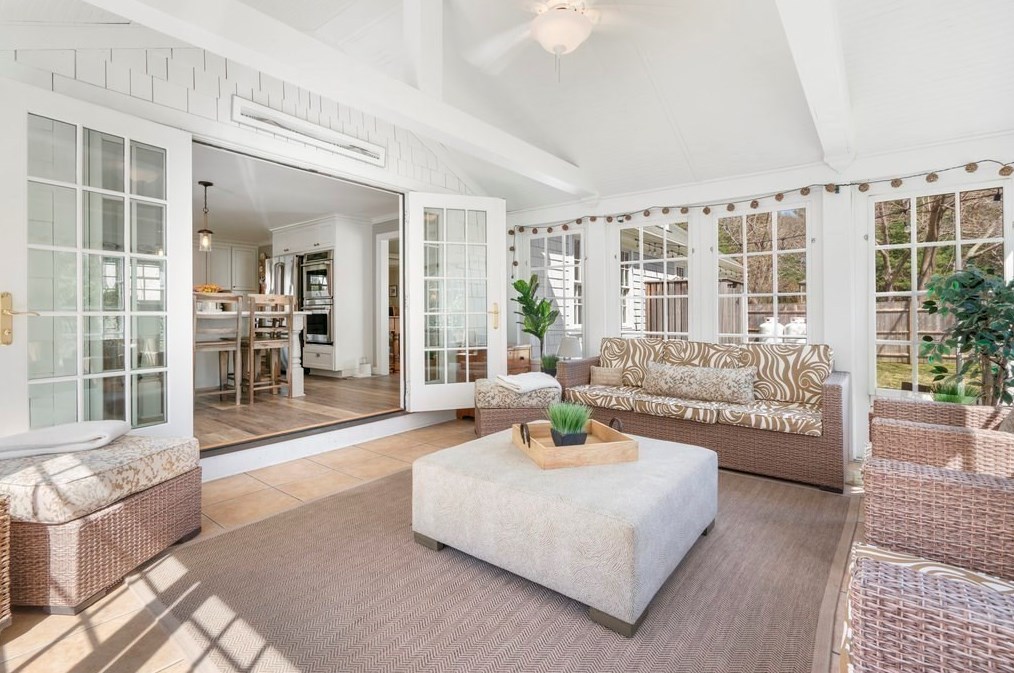 111 Alden St, Duxbury MA 02332-3836 exterior