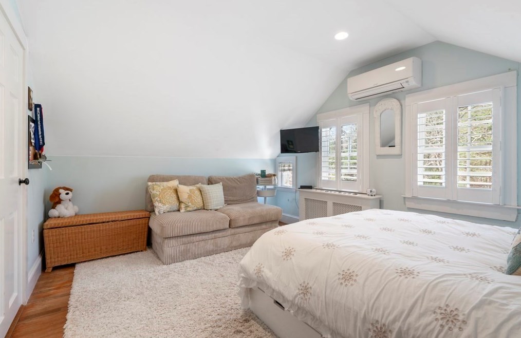 111 Alden St, Duxbury MA 02332-3836 exterior