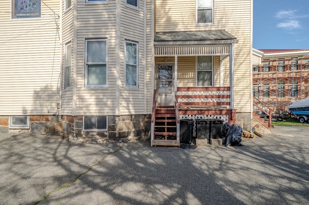 345 Washington St, Quincy MA 02169-5650 exterior