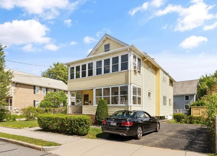 139 Palmer St, Arlington MA  02474-6815 exterior