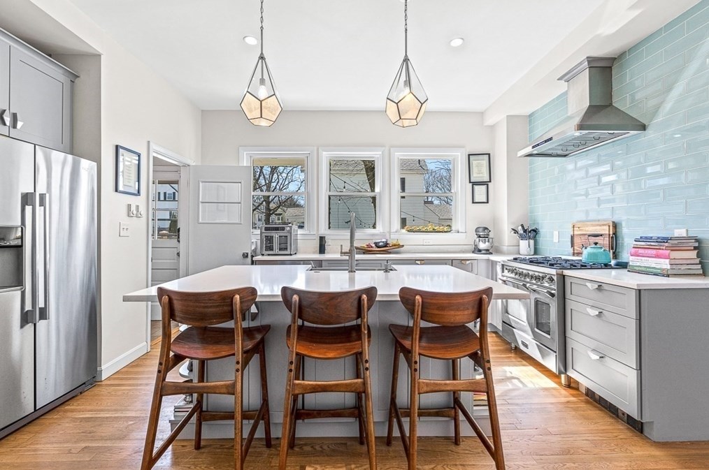 59 Fowle St, Woburn MA  01801-5243 exterior