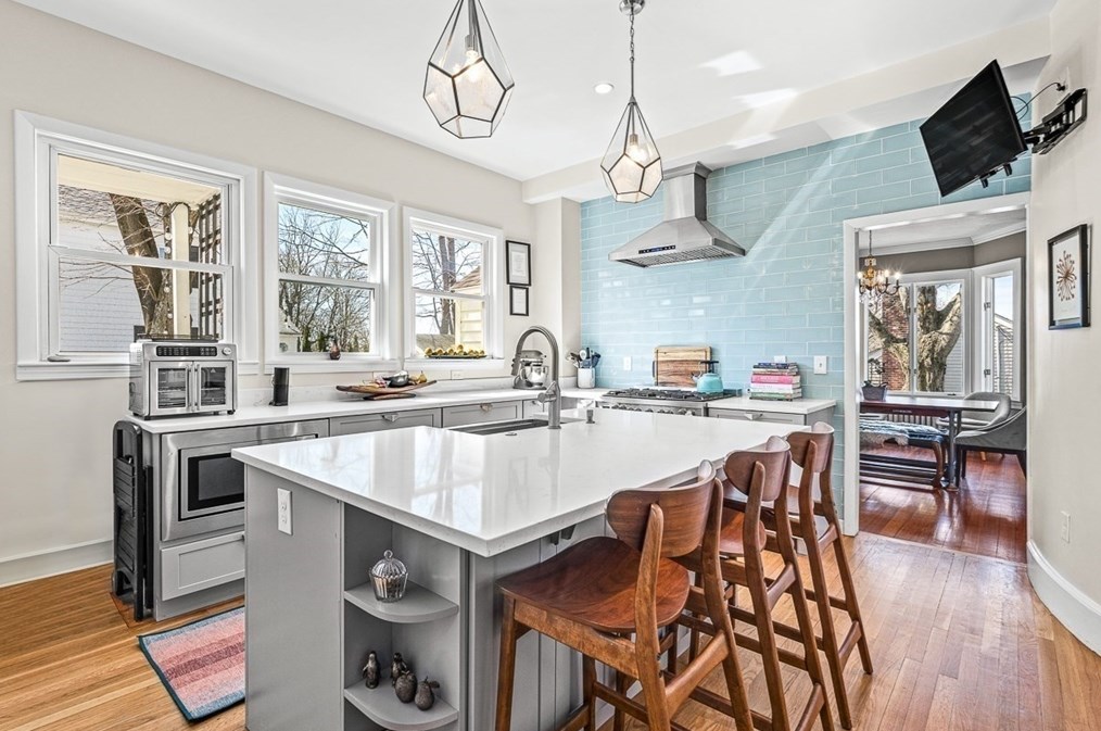 59 Fowle St, Woburn MA  01801-5243 exterior