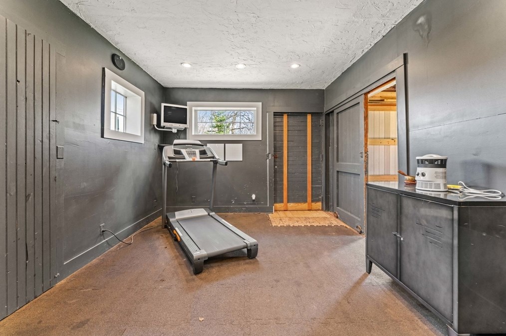 373 Main St, Andover MA  01810-2610 exterior