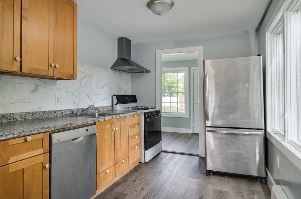 174 Pine St, Natick MA  01760-1323 exterior