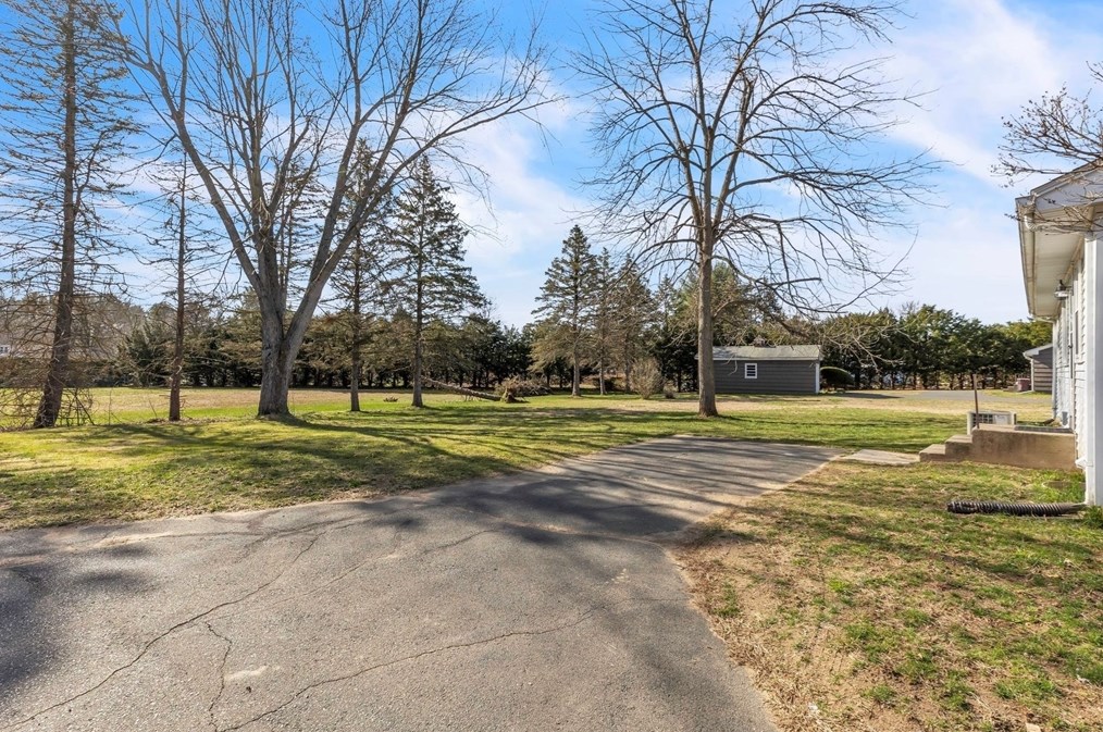 308 Hillside Rd, Montgomery MA  01085-4110 exterior