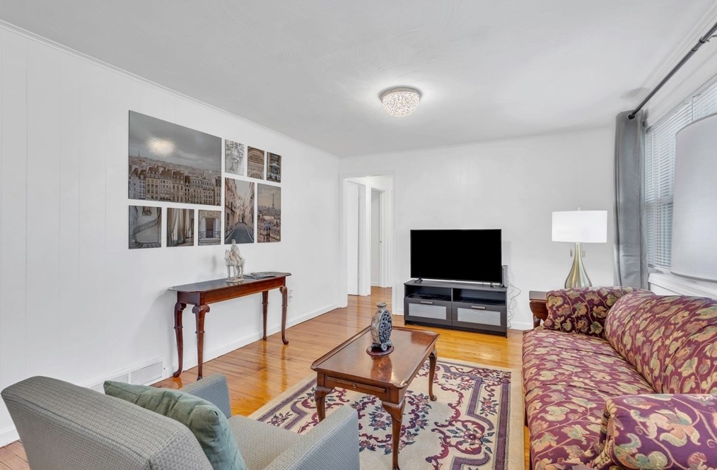 308 Hillside Rd, Montgomery MA  01085-4110 exterior