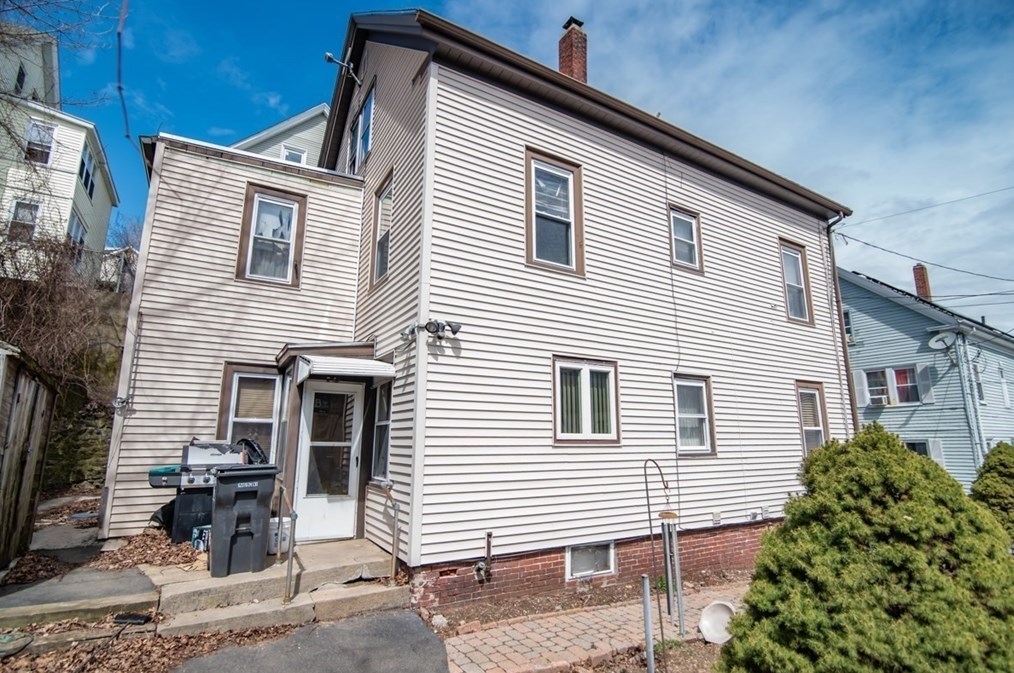 70 Jackson St, Haverhill MA 01832-5306 exterior