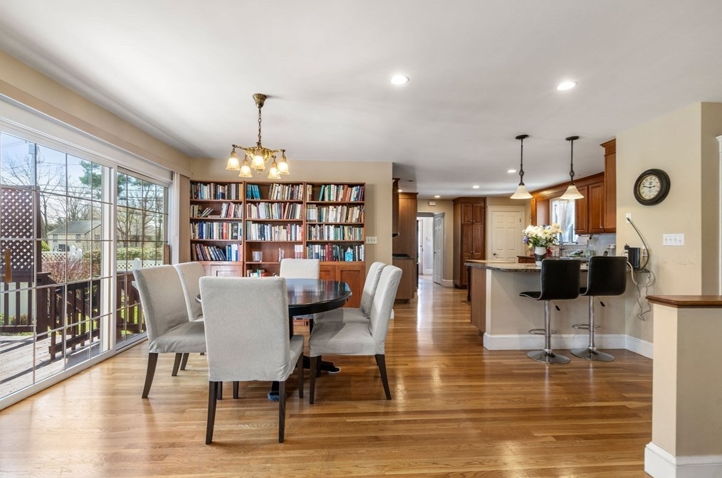 170 Waltham St, Newton MA 02465-1353 exterior