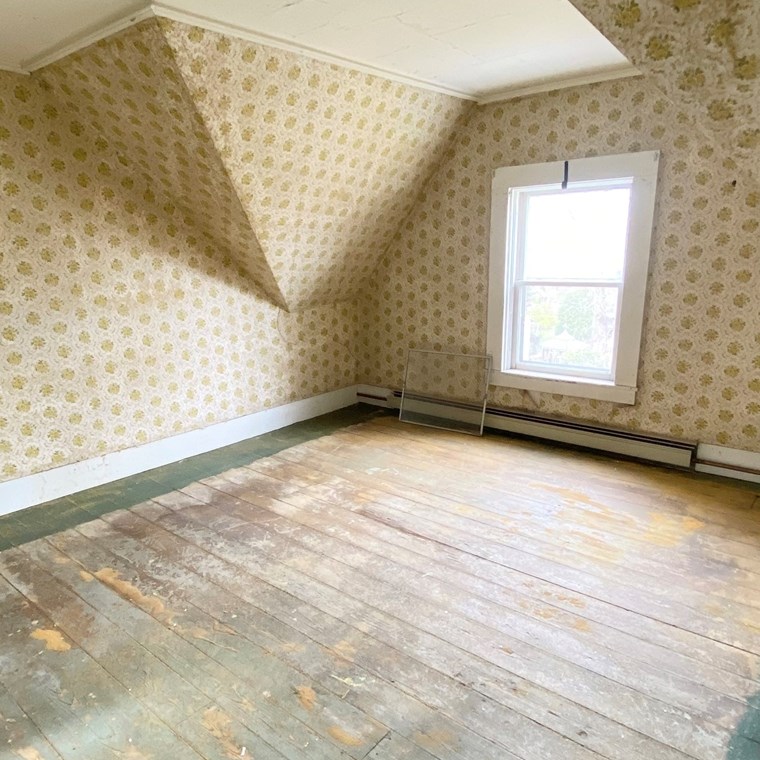 369 Tremont St, Taunton MA 02780-3023 exterior