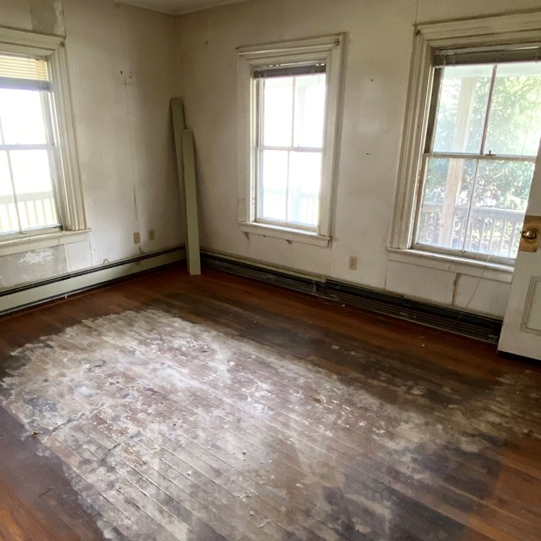 369 Tremont St, Taunton MA 02780-3023 exterior