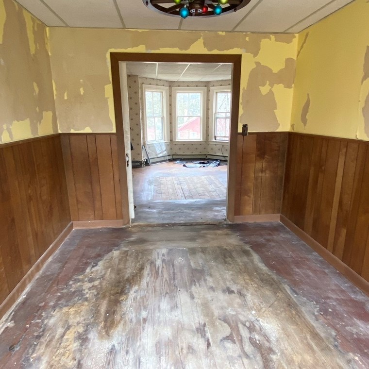 369 Tremont St, Taunton MA 02780-3023 exterior