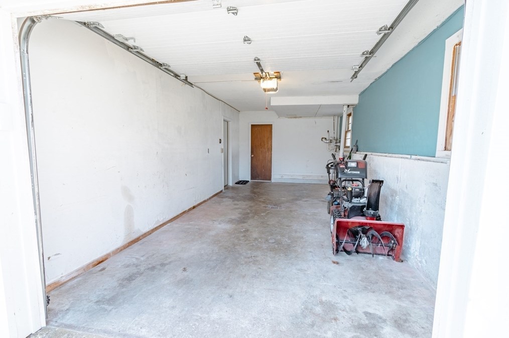 16 Meadow Rd, Ware MA  01082-9722 exterior