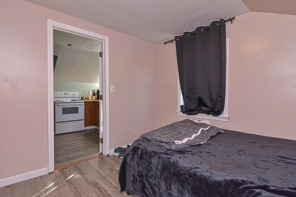 293 Stafford St, Worcester MA 01603-1423 exterior