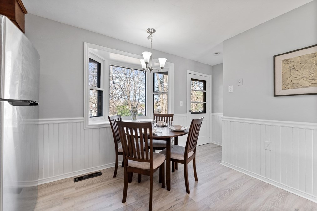 24 Sue St, Springfield MA  01108-3330 exterior