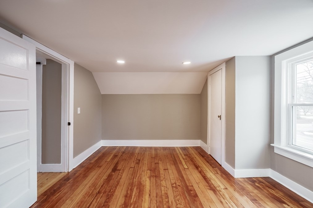 194 Holyoke Rd, Montgomery MA  01085-1611 exterior