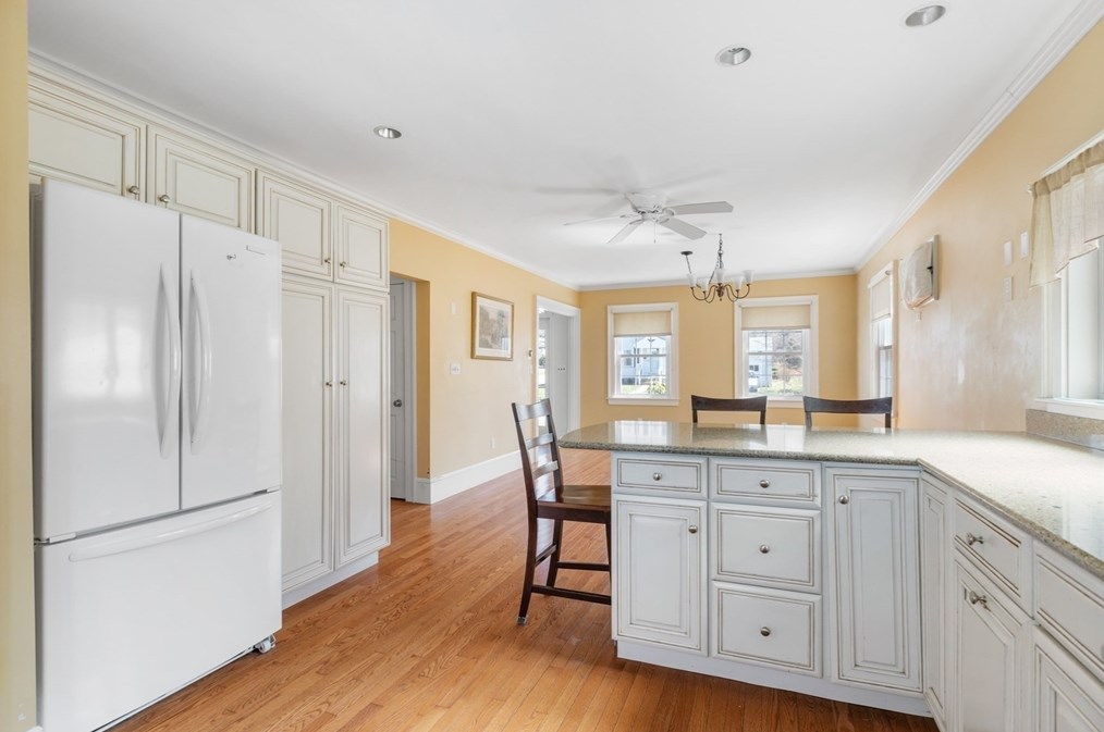 96 Pleasant St, Ayer MA  01432-1113 exterior