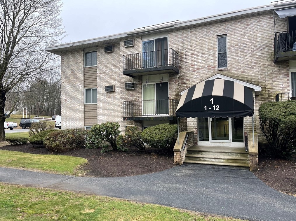 440 North Ave, Haverhill MA 01830-1550 exterior