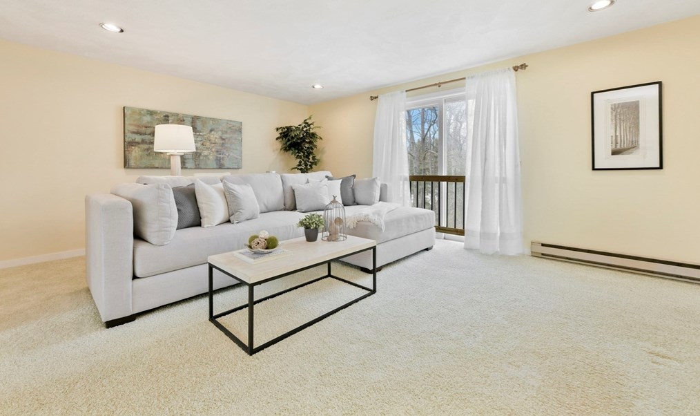 35 Mansfield Rd, Lynnfield MA 01940-2620 exterior