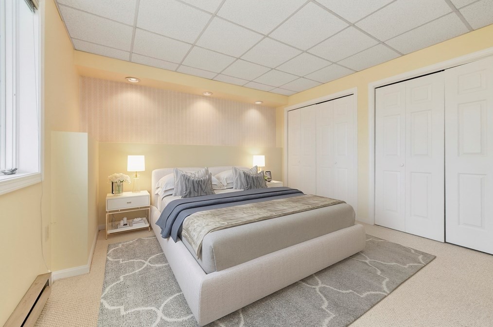 35 Mansfield Rd, Lynnfield MA 01940-2620 exterior