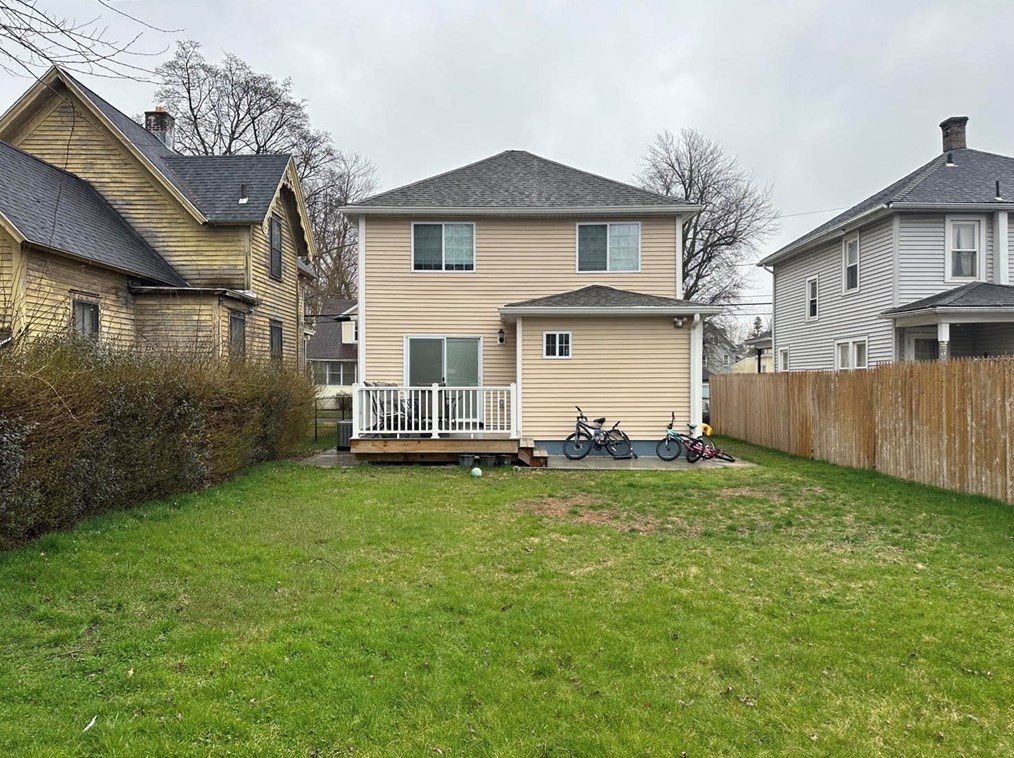 44 Day St, West Springfield MA  01089-3412 exterior