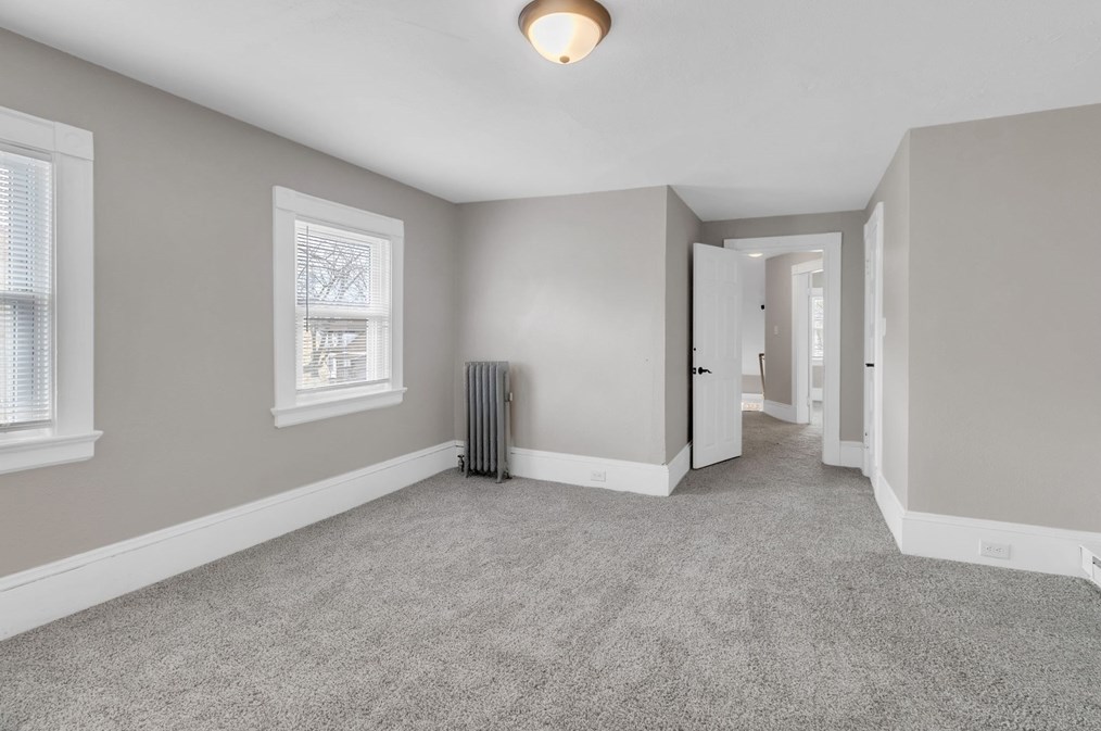 440 Sumner Ave, Springfield MA 01108-2470 exterior