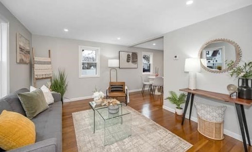 21 Richardson St, Wakefield MA  01880-3348 exterior