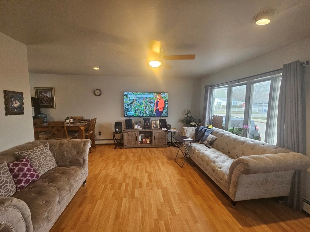 570 Maxfield St, New Bedford MA  02740-4128 exterior