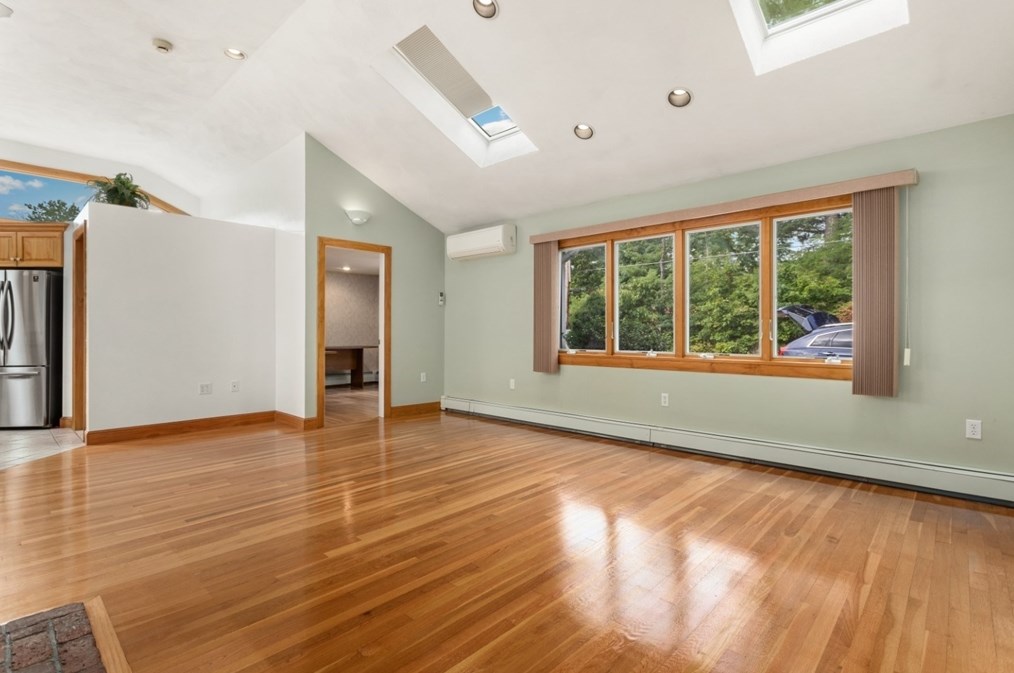 43 Central St, North Reading MA  01864-3201 exterior