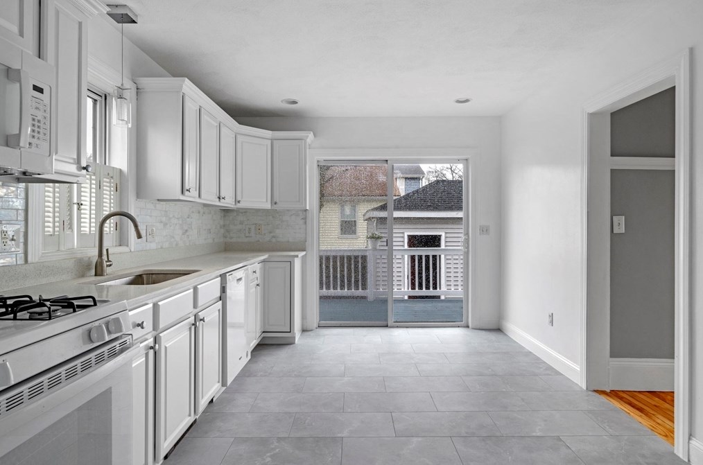 35 Gilbert St, Lynn MA  01902-1152 exterior