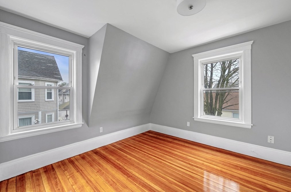 35 Gilbert St, Lynn MA  01902-1152 exterior