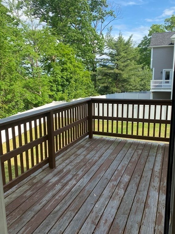 84 Park Rd, Franklin MA  02038-1709 exterior