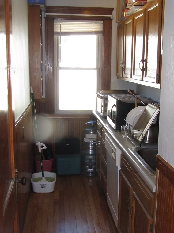 9 Greendale Ave, Worcester MA 01606 exterior