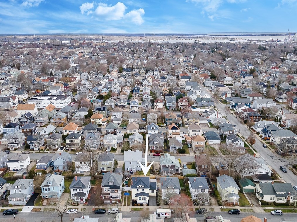 24 Jonathan St, New Bedford MA  02740-2432 exterior