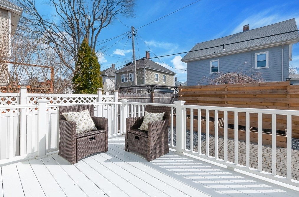 24 Jonathan St, New Bedford MA  02740-2432 exterior