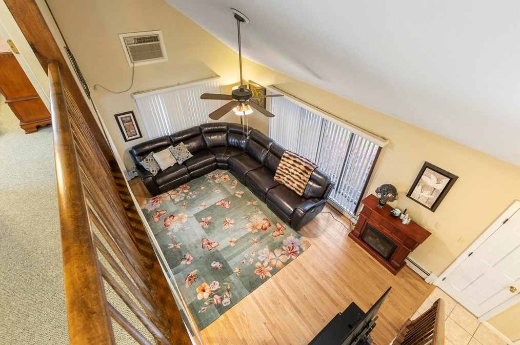 361 Lk Ave, Worcester MA 01604-1311 exterior