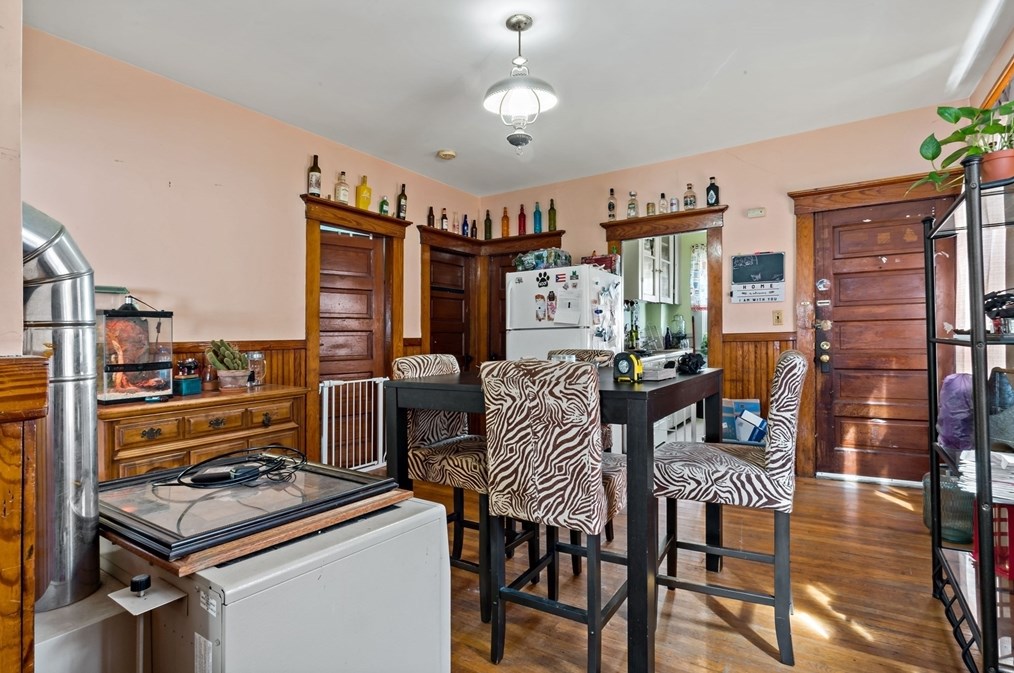 311 Collette St, New Bedford MA 02746-2422 exterior