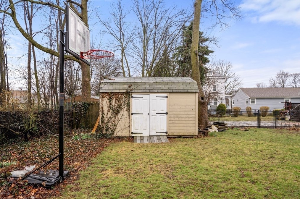 32 Mill St, Boston MA  exterior