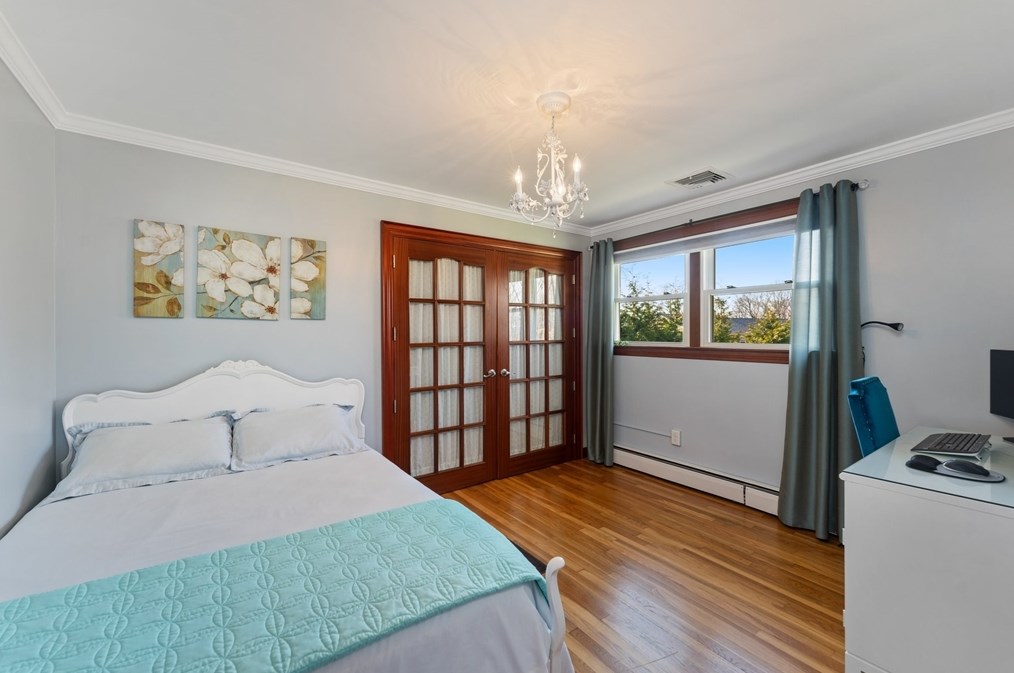 47 Hiller Dr, Seekonk MA 02771 exterior