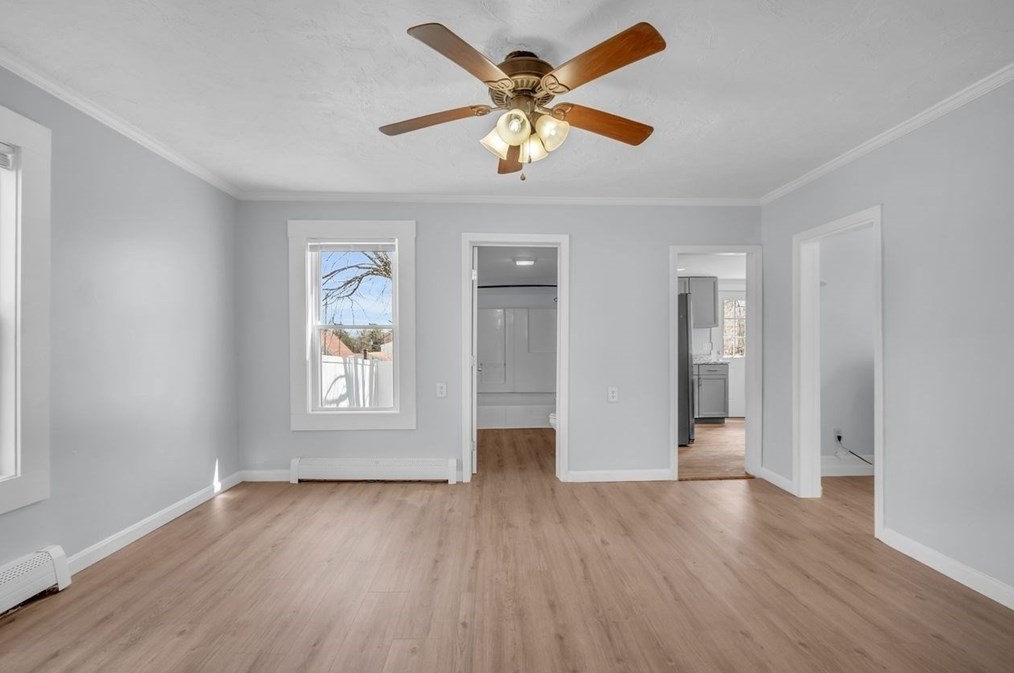 29 Battles St, Leominster MA 01453-1599 exterior