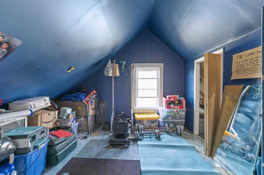 622 Haverhill St, Lawrence MA 01840-1712 exterior