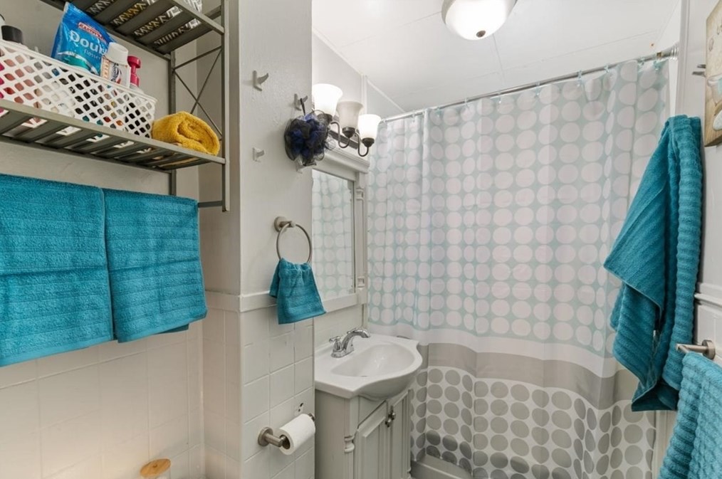 622 Haverhill St, Lawrence MA 01840-1712 exterior