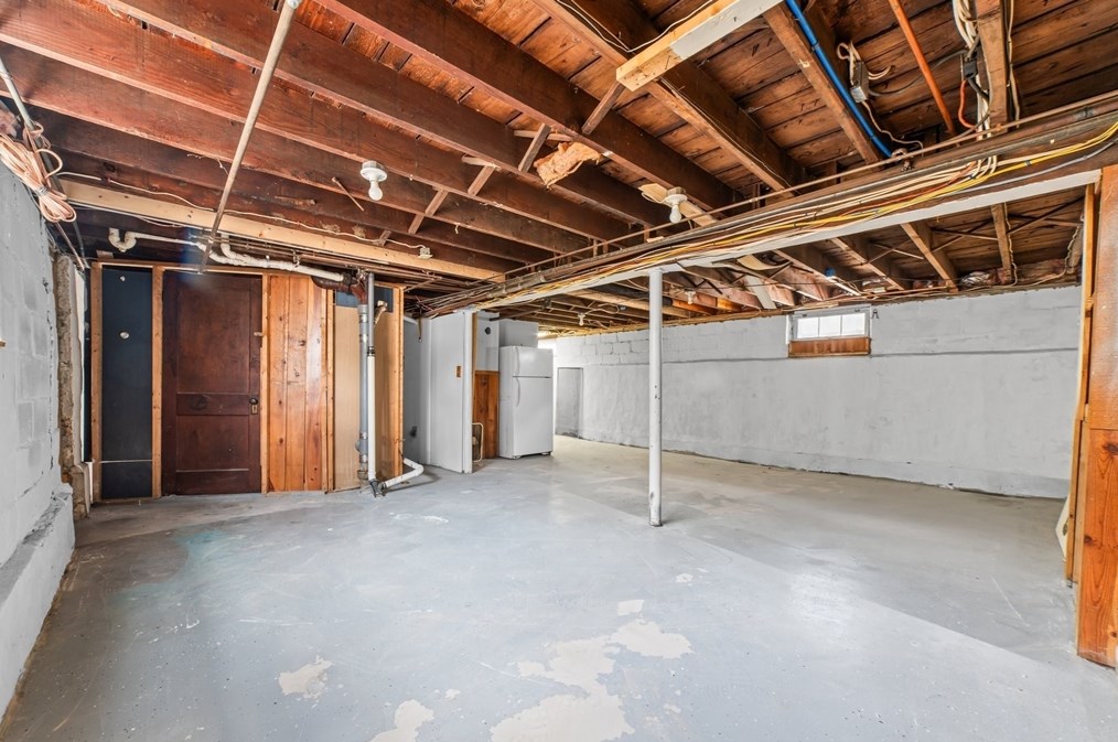 28 Garland St, Everett MA 02149-5027 exterior