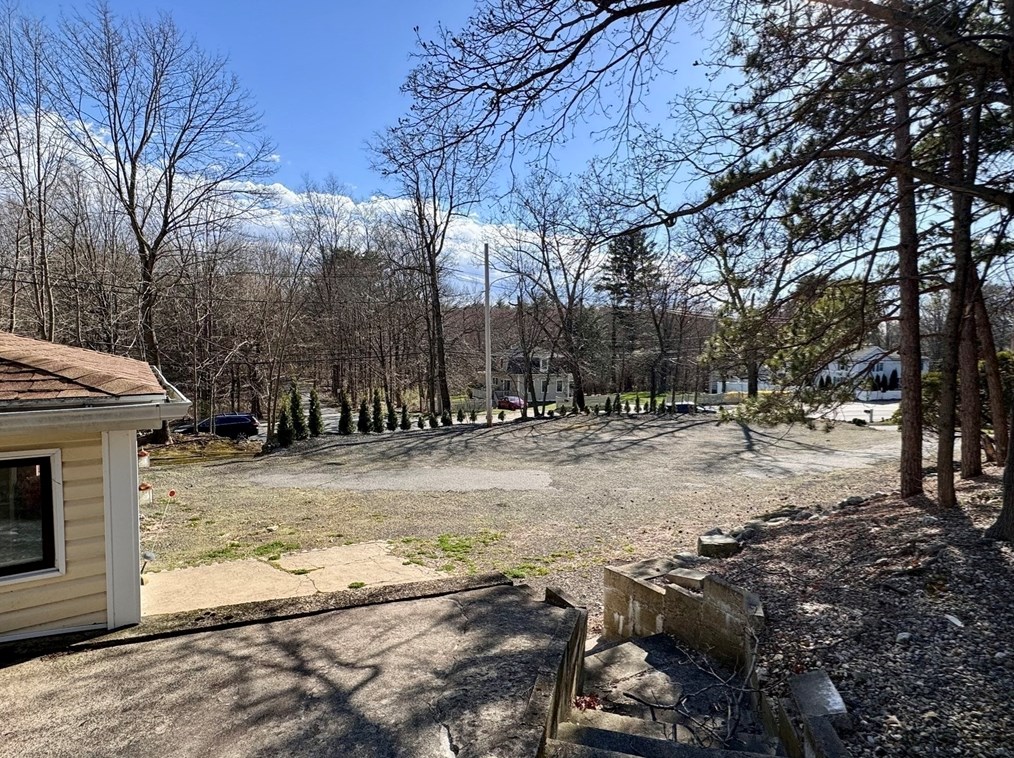 222 Main St, Haverhill MA 01833-2009 exterior